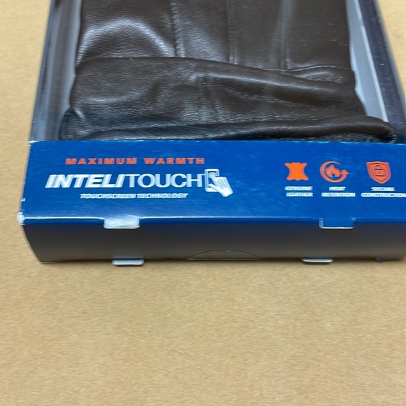 Dockers Genuine Leather Gloves - Picture 3 of 6